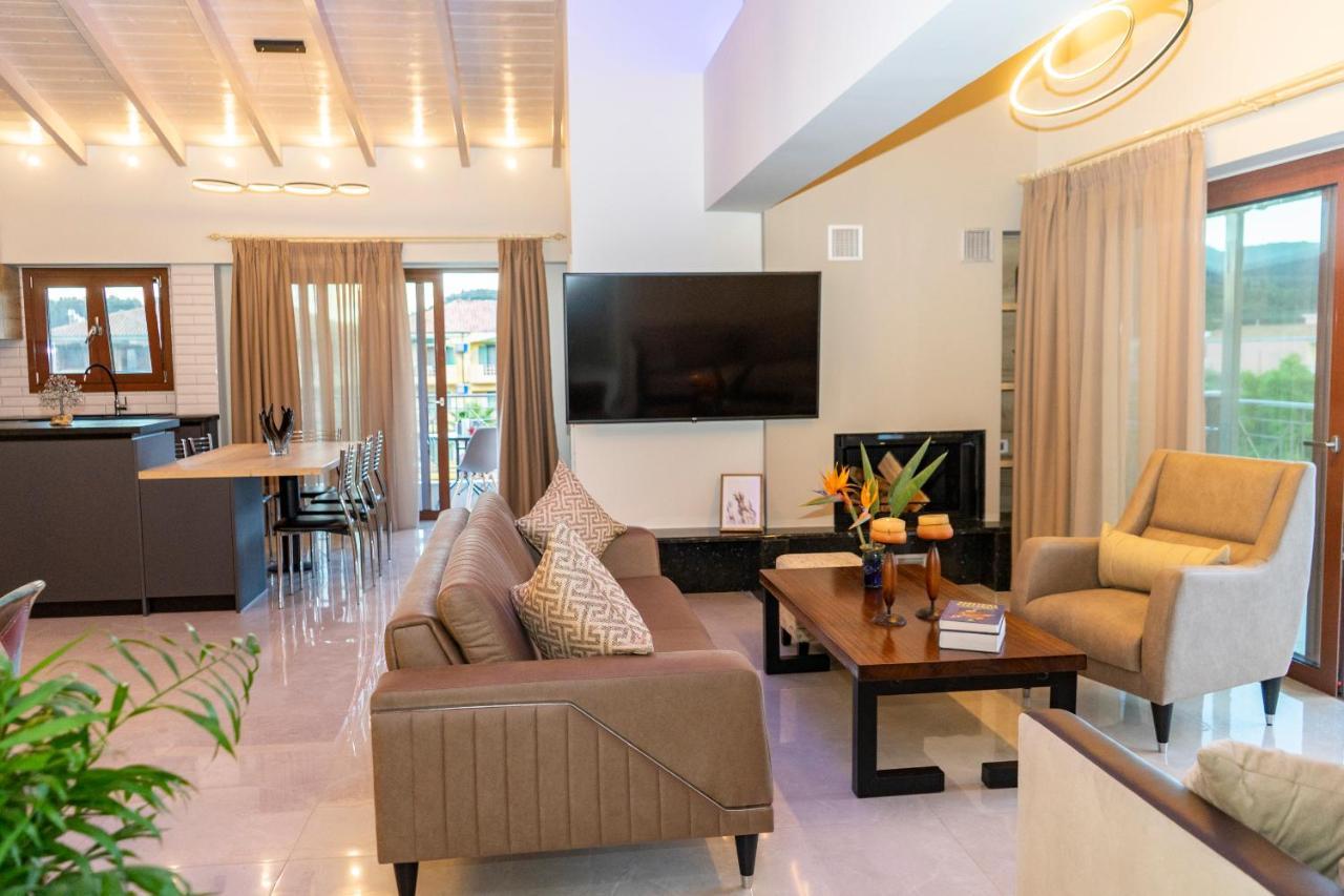 Emily Apartments Nydri  Exterior photo