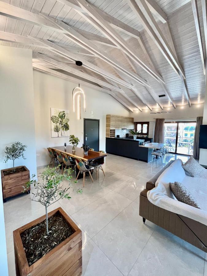 Emily Apartments Nydri  Exterior photo